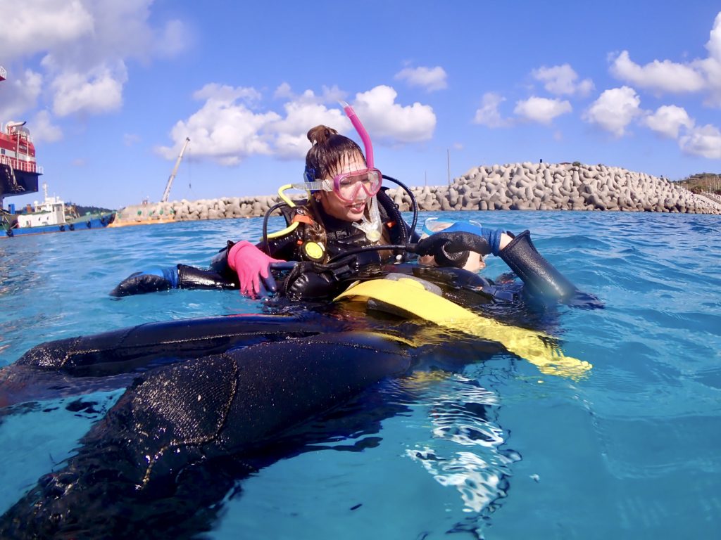 沖縄　レスキューダイバー講習