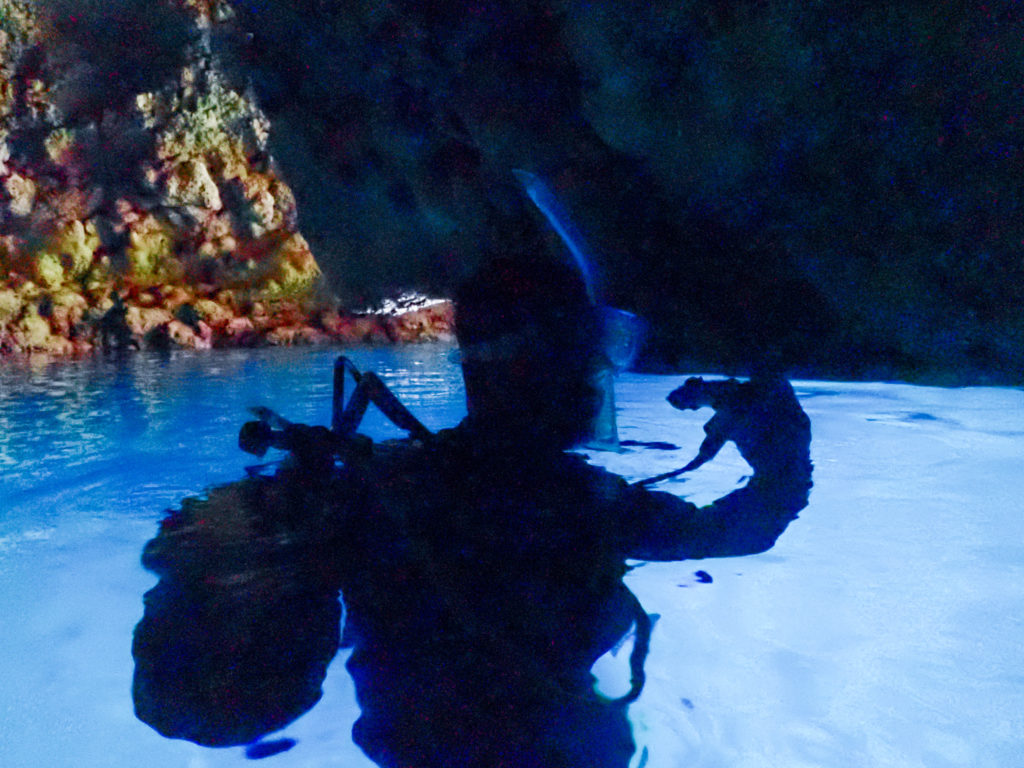 青の洞窟 ファンダイビング