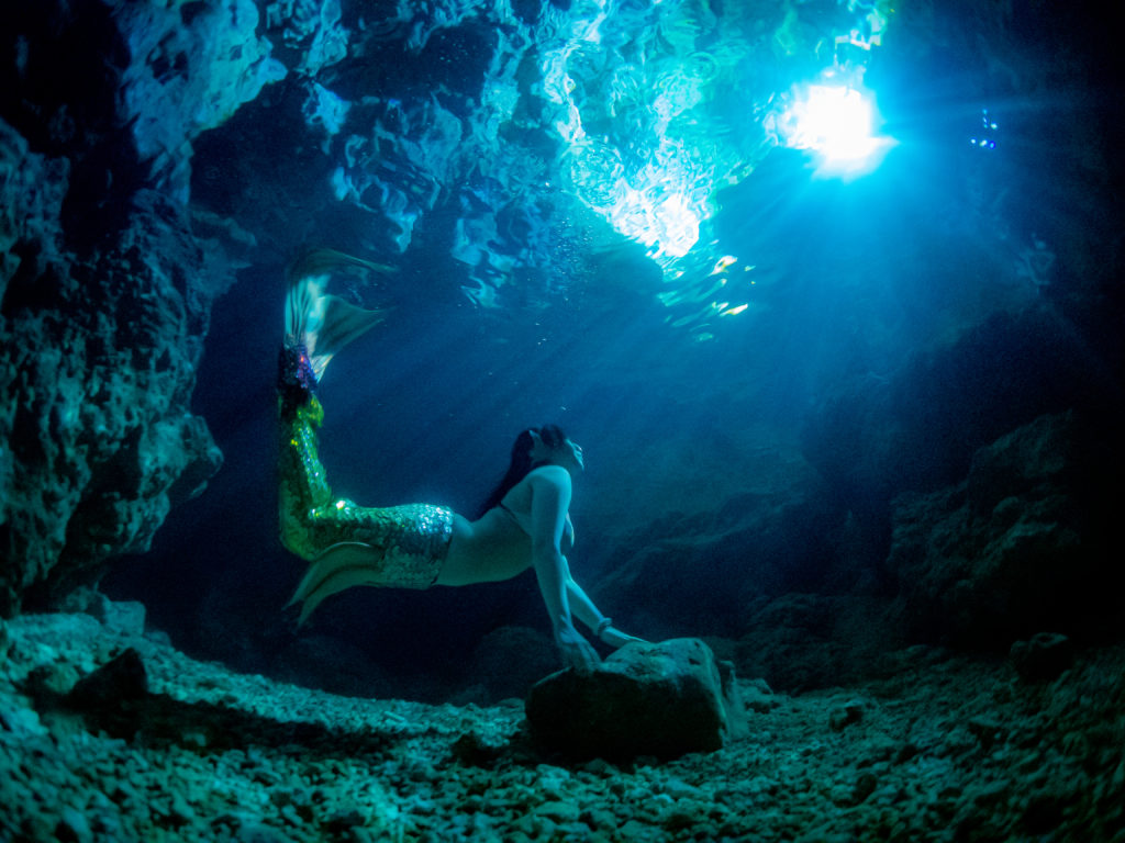 青の洞窟　マーメイドスイム