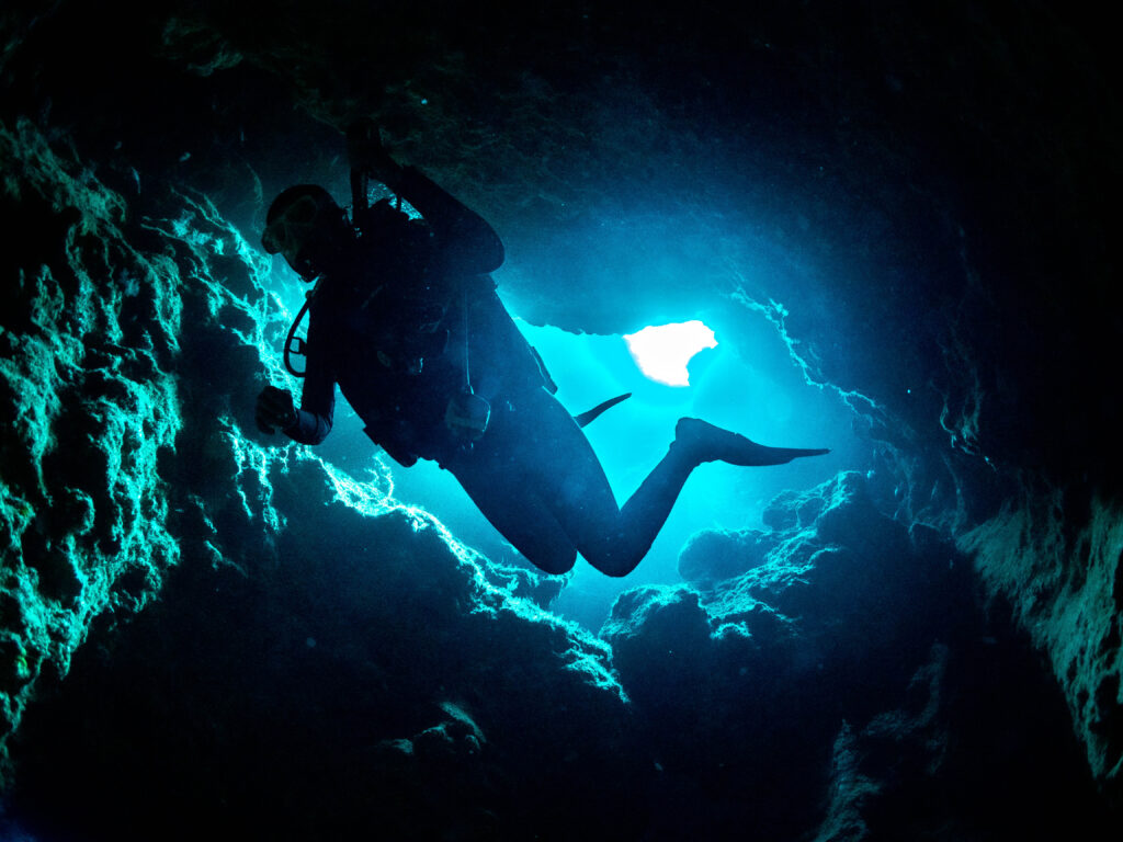 万座　ダイビング