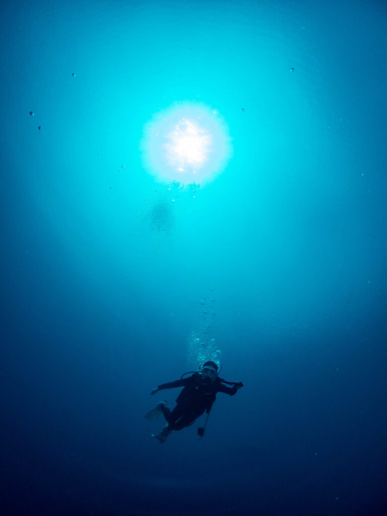 青の洞窟 ダイビングライセンス